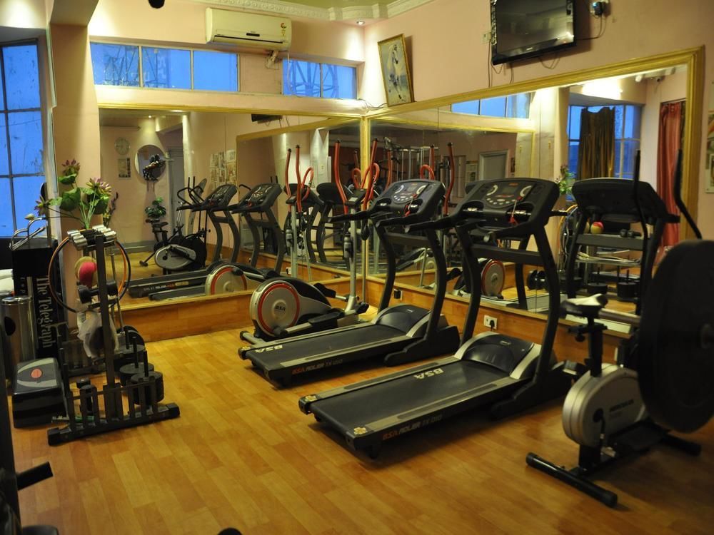 Oyo Premium Railway Station Patna Hotell Patna  Exteriör bild